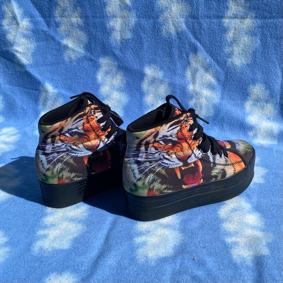 Jeffrey Campbell Tiger Platforms - Picture 6 of 7